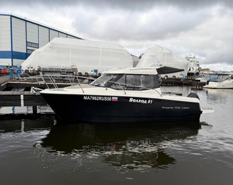 Катер Феникс 700 Cabin с мотором! НДС - 22%!