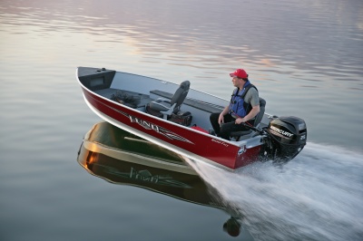 25-FourStroke-Tiller_Lund-Fury-1600-run_3172